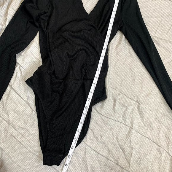 TOPSHOP  Black V Cut Body Suit - Picture 4 of 4